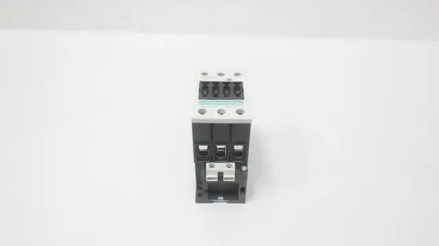 SIEMENS 3RT1035-1AK60 AC CONTACTOR 30HP 55A AMP 120V-AC