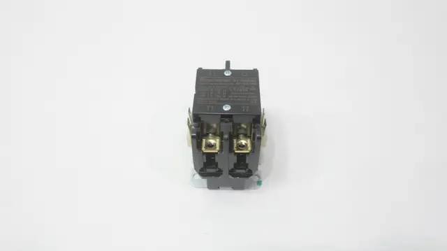 GOODSPEC HLC-2XU02AAC CONTACTOR 208-240V-AC