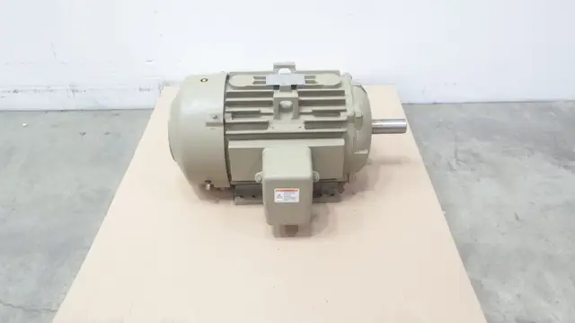GENERAL ELECTRIC GE 5KS284SAA923 X$D MOTOR 284T 25HP 3550RPM 460V-AC 3PH