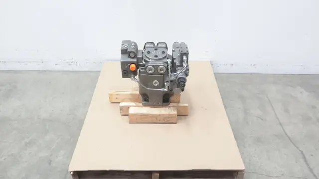REXROTH PA4CSG125EPG/30R-VZB10K994N R902535826 AXIAL PISTON DISPLACEMENT PUMP
