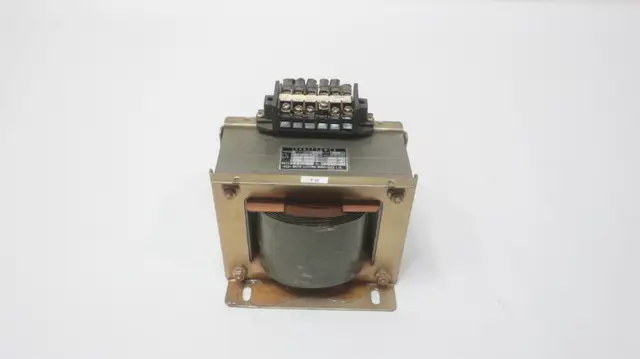 DAITO TSC-0610 TRANSFORMER 300VA 100V-AC 1PH 180-220V-AC